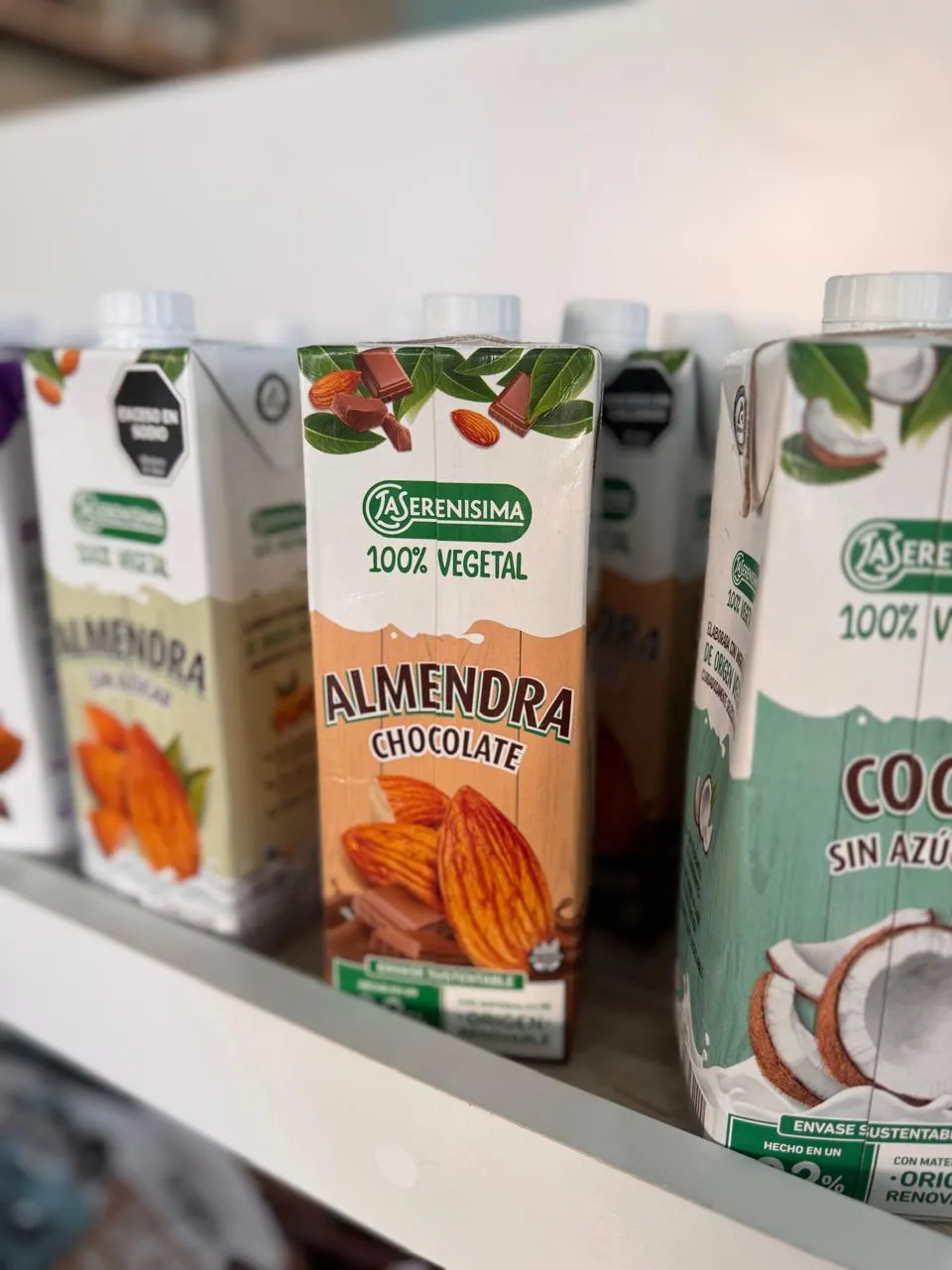 Leche de almendras sabor chocolate La Serenisima