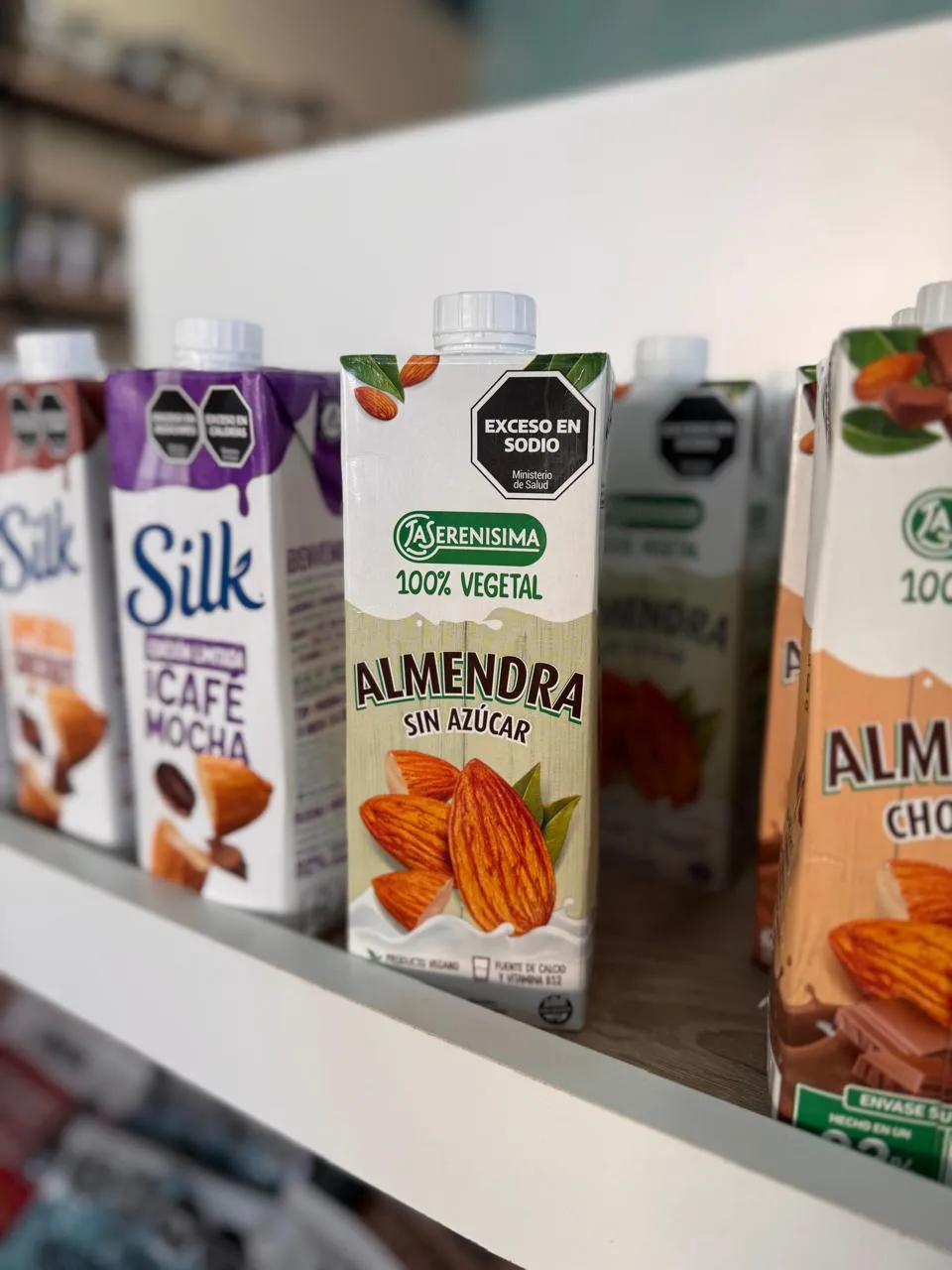 Leche de almendra La Serenisima