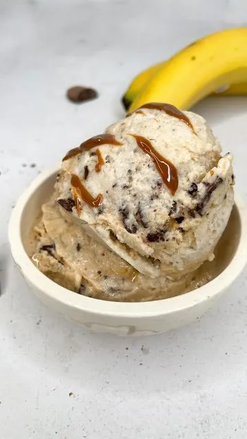 Helado de banana y chocolate